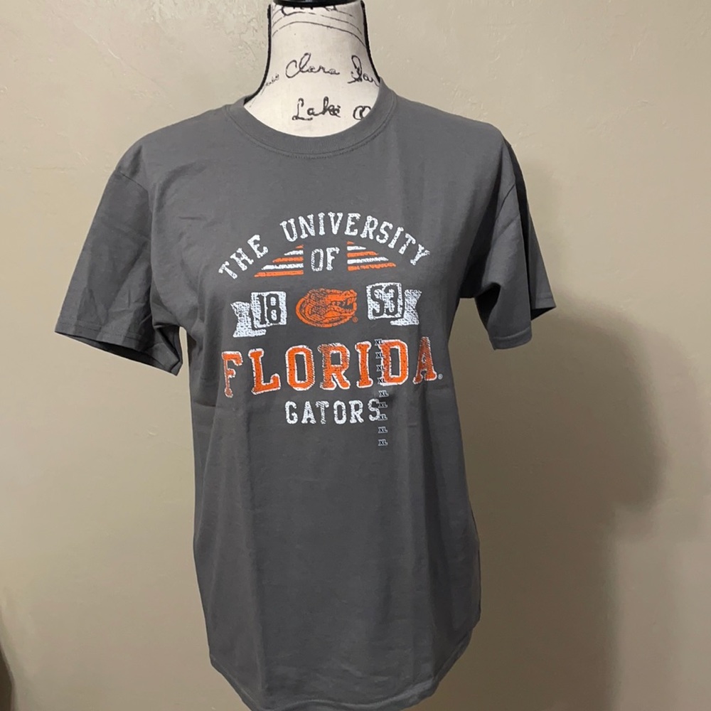 ⭐️ 5/$30 Youth XL shirt for a girl or boy